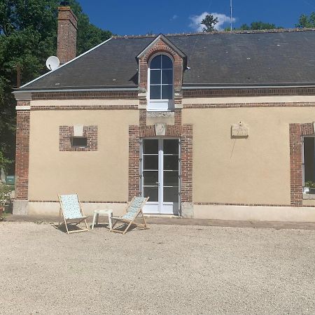 Gîte à la ferme de Sainte Radegonde Lanneray Exterior foto