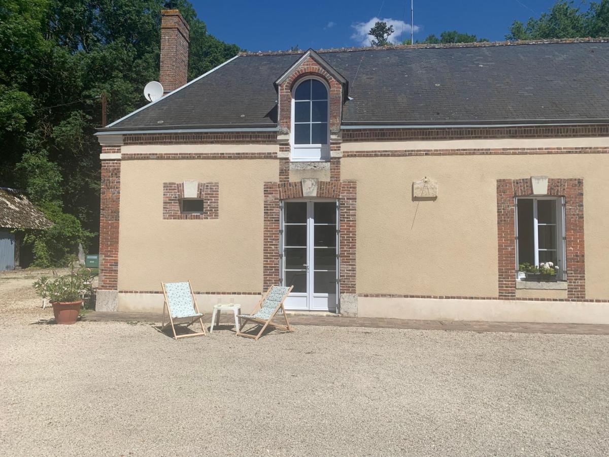 Gîte à la ferme de Sainte Radegonde Lanneray Exterior foto